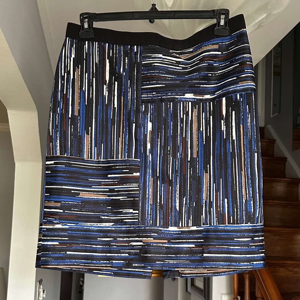 🎉🎤 Ann Taylor Black and Blue Striped Pencil Skirt Sz 12
